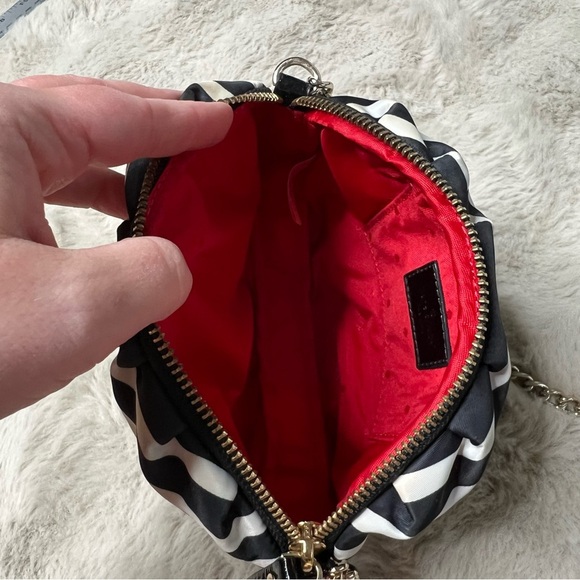 Kate Spade Black White Stripe Satin Crossbody Bag Chain Strap Small Purse - Picture 8 of 15